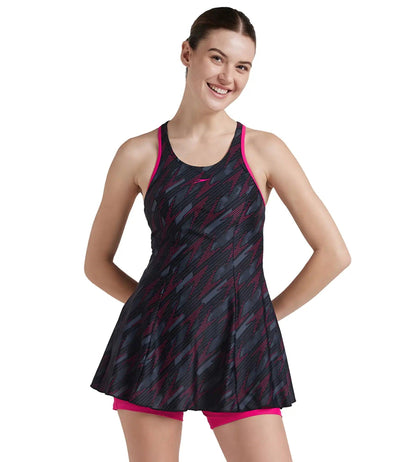 Women's Endurance 10 Hyperboom Printed Racerback Swimdress With Boyleg - Black & Electric Pink